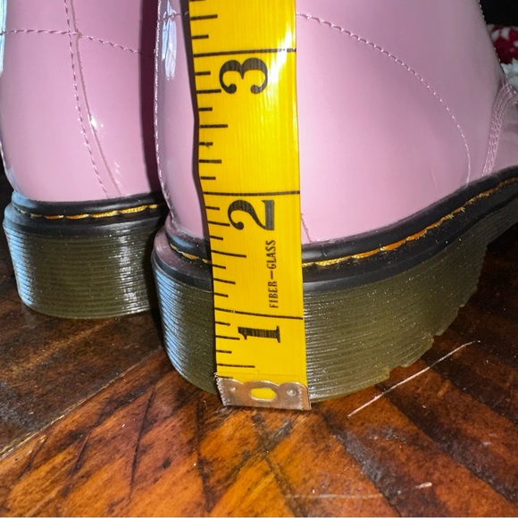 NWOB Dr. Martens 1460 boots in pale pink patent leather Women’s Sz 7 - Picture 11 of 15